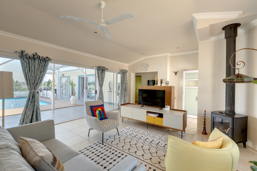 4 Bedroom Property for Sale in Bishops Bay Free State